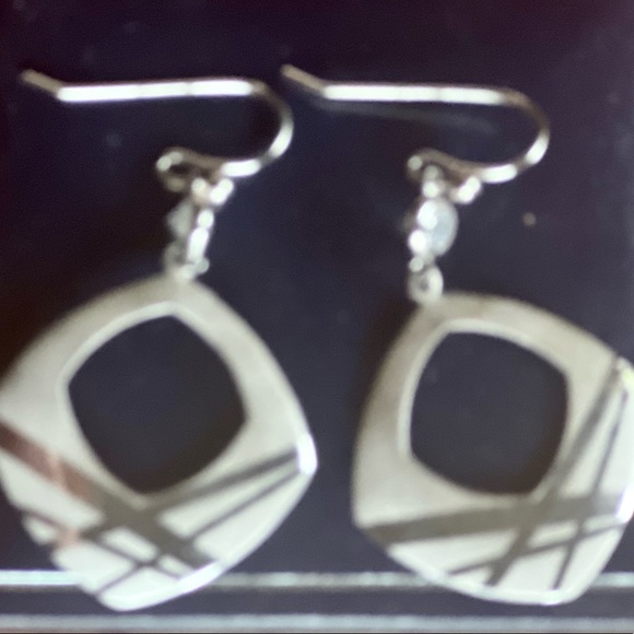 Sterling Silver drop earrings - Picture 4 of 5